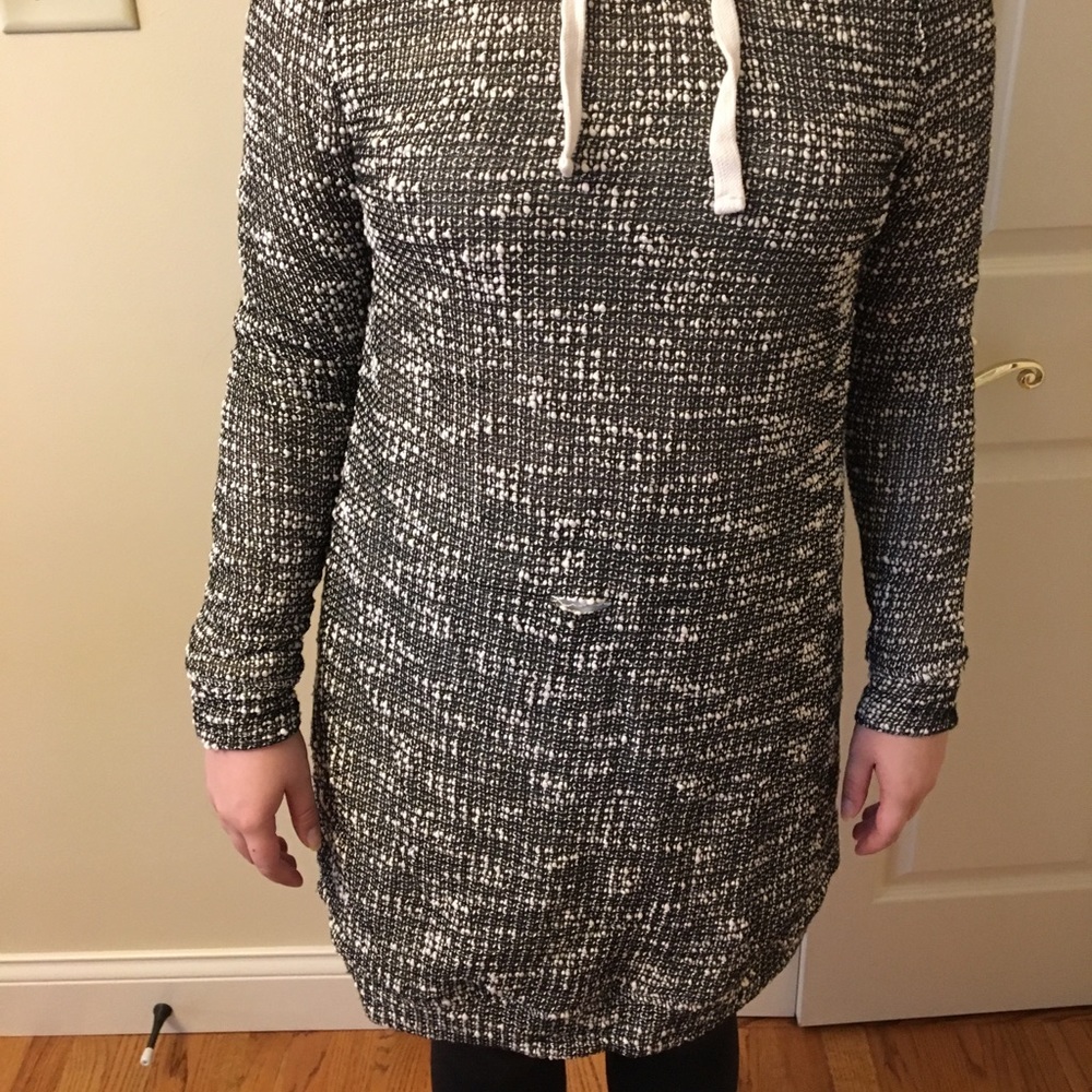 Fabletics sweatshirt